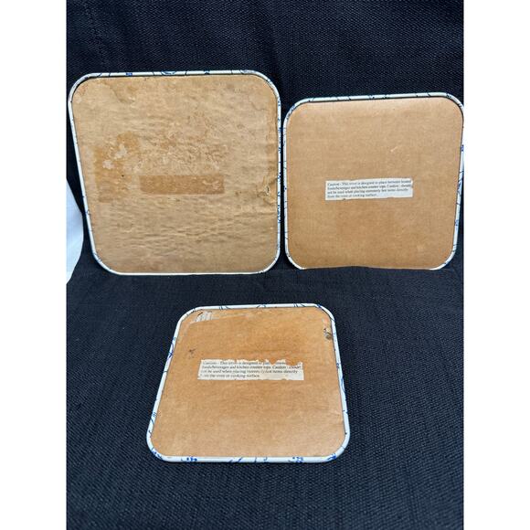 Vintage Retro Metal Enamel Kitchen Trivet Blue White Chinoiserie Flower 3 - Picture 3 of 5